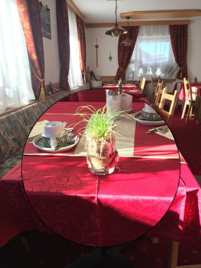 Bed and Breakfast Garni Neidia Сельва-ди-Валь-Гардена Экстерьер фото