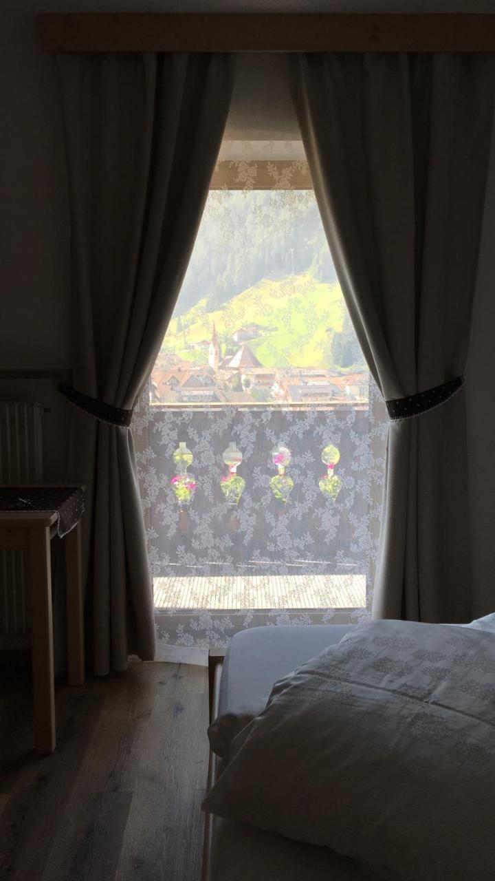 Bed and Breakfast Garni Neidia Сельва-ди-Валь-Гардена Экстерьер фото
